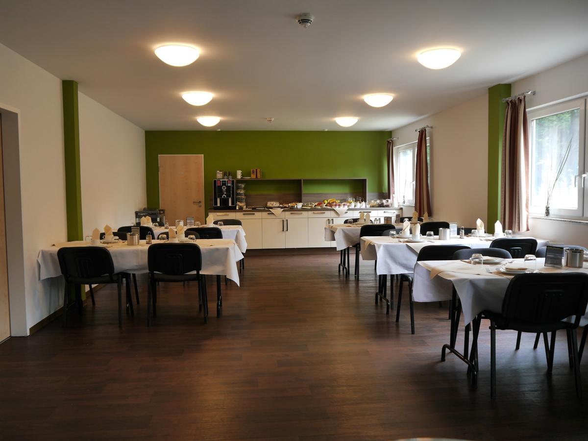 Ruhrstadtarena Hotel Herne Ngoại thất bức ảnh